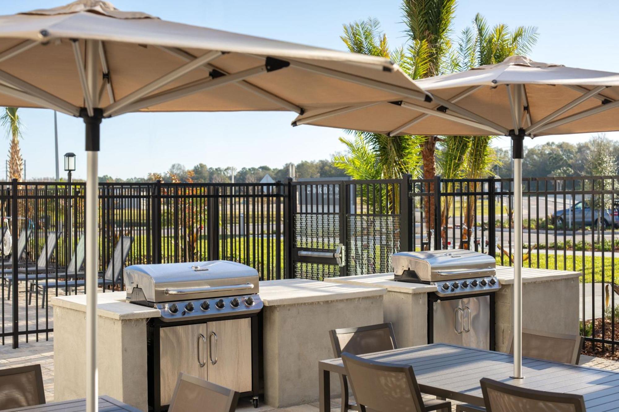 Residence Inn By Marriott Tampa Wesley Chapel Exterior photo